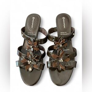 Womens ROCKPORT chocolate brown leather wedge slides sz. 7 NEW!